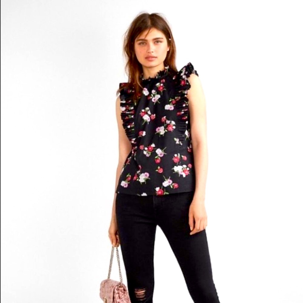 Express NWT Floral Ruffled Sleeveless Top Blouse Xs